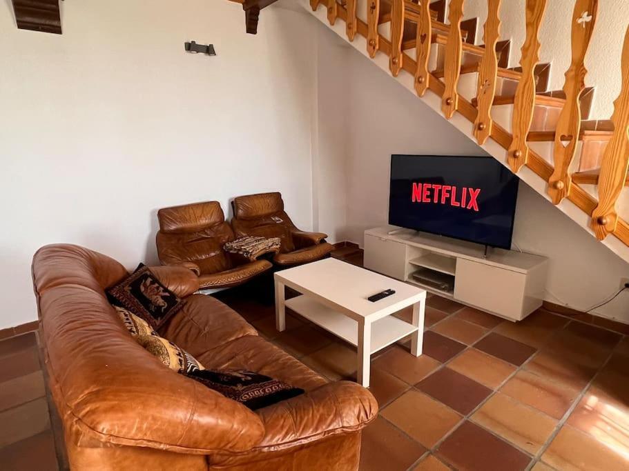 Sierra Nevada Apartamento, Ideal Para Grupos, Aparcamiento En La Puerta Y Con Impresionantes Vistas Bagian luar foto