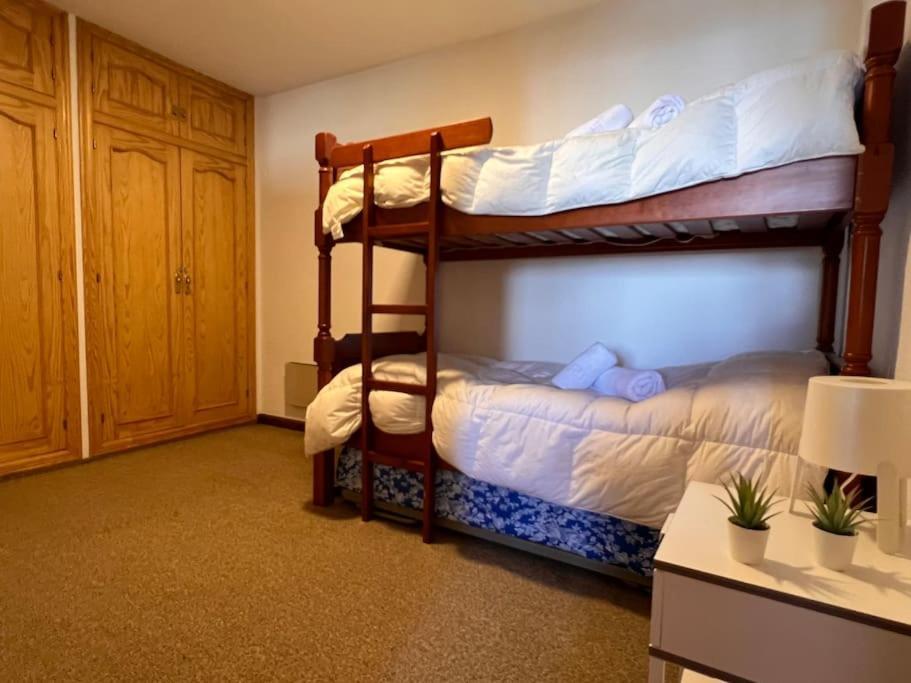 Sierra Nevada Apartamento, Ideal Para Grupos, Aparcamiento En La Puerta Y Con Impresionantes Vistas Bagian luar foto