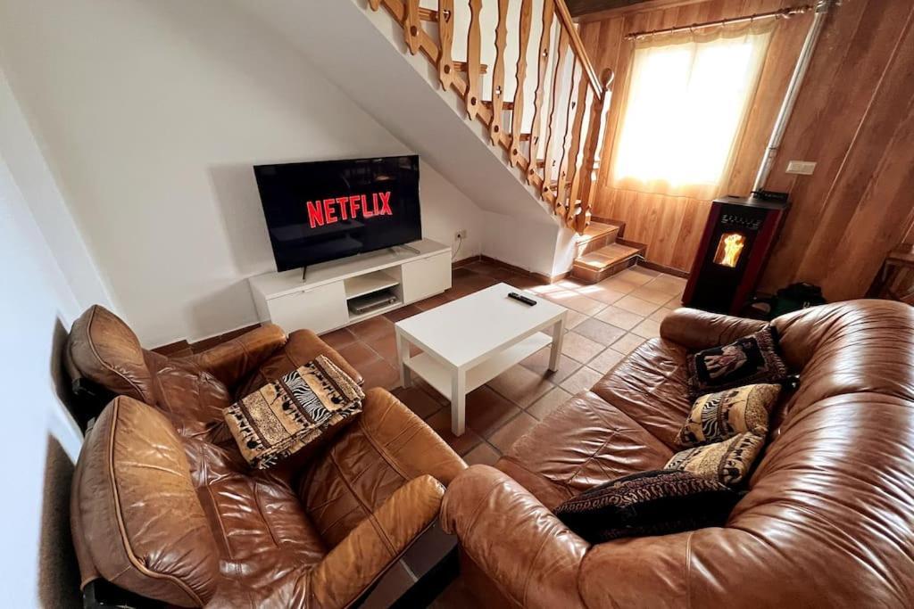 Sierra Nevada Apartamento, Ideal Para Grupos, Aparcamiento En La Puerta Y Con Impresionantes Vistas Bagian luar foto